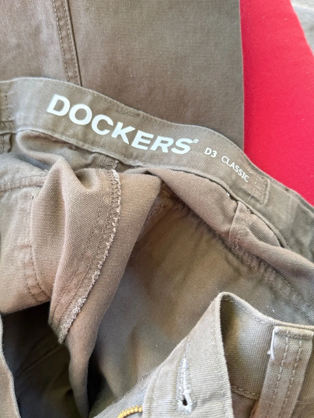 Dockers Olive Cargo Pants with Zip Pocket